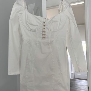 Oh Polly- White long sleeve dress- NEVER WORN W/ TAGS STILL ATTACHED! US Size 8